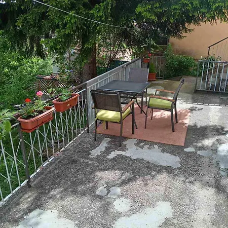Apartment View *